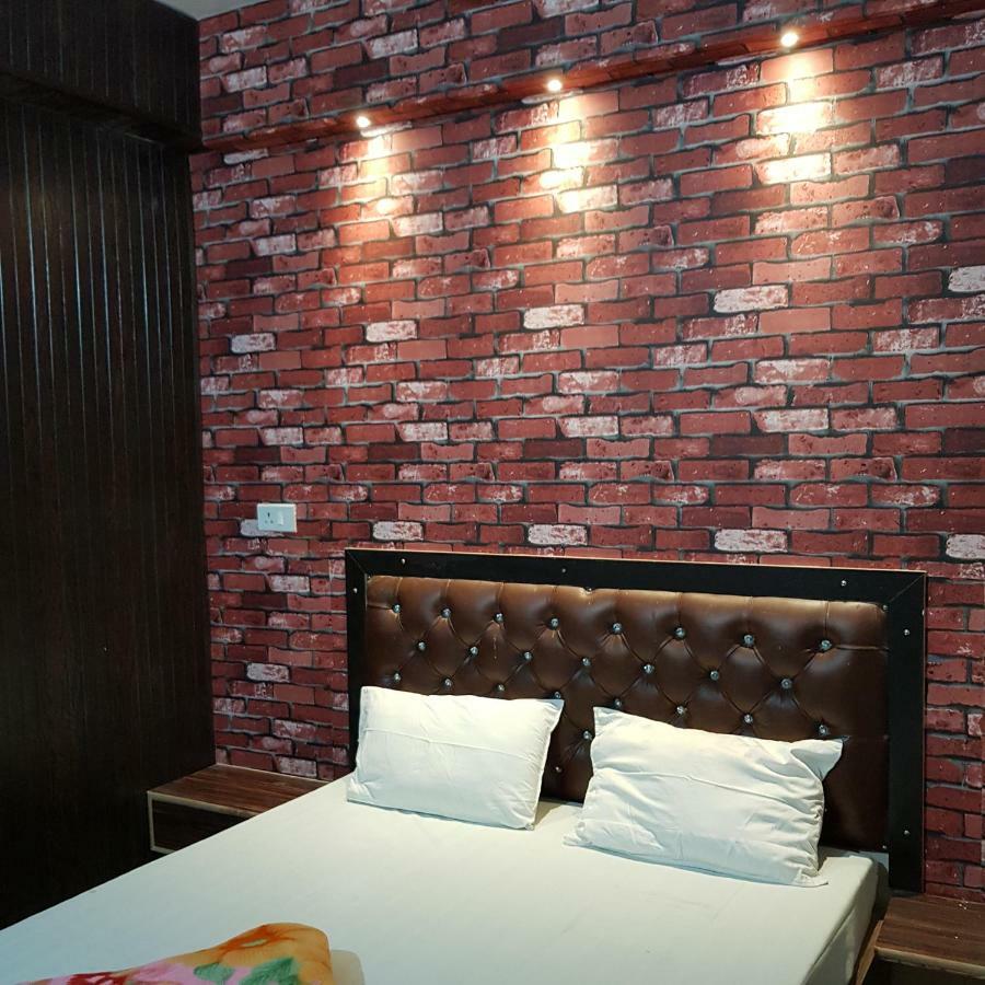 Hotel Varanasi Ganges Zewnętrze zdjęcie