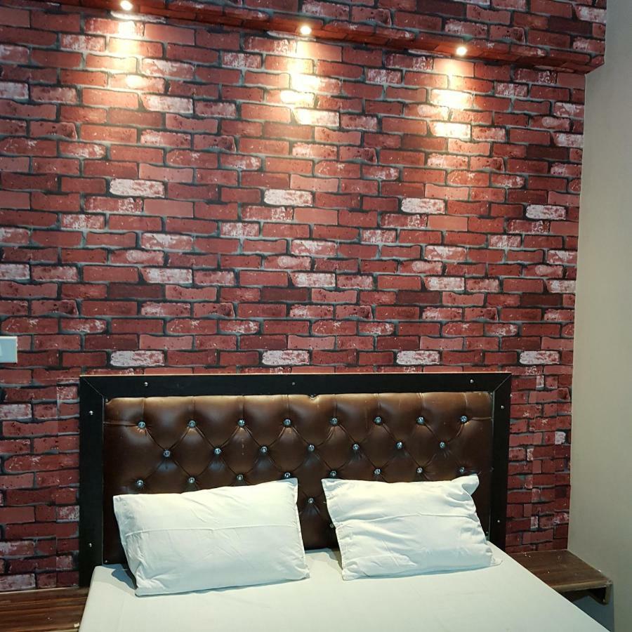 Hotel Varanasi Ganges Zewnętrze zdjęcie