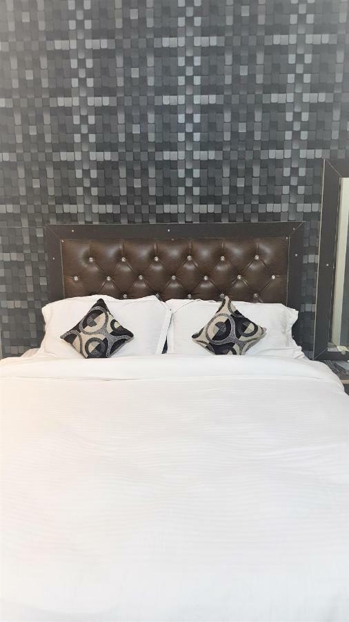 Hotel Varanasi Ganges Zewnętrze zdjęcie