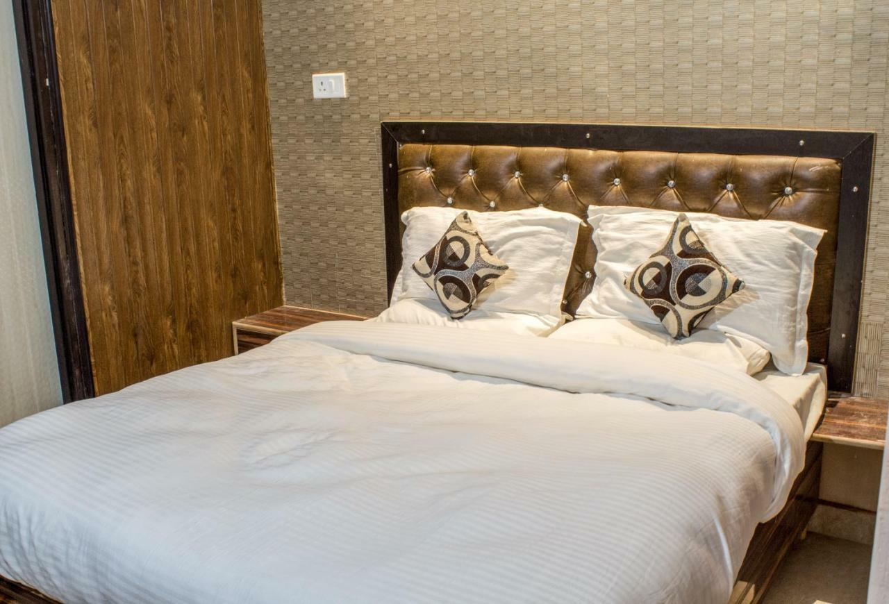 Hotel Varanasi Ganges Zewnętrze zdjęcie