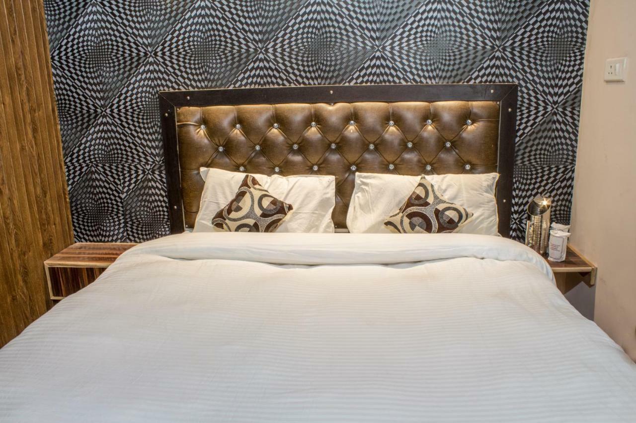 Hotel Varanasi Ganges Zewnętrze zdjęcie