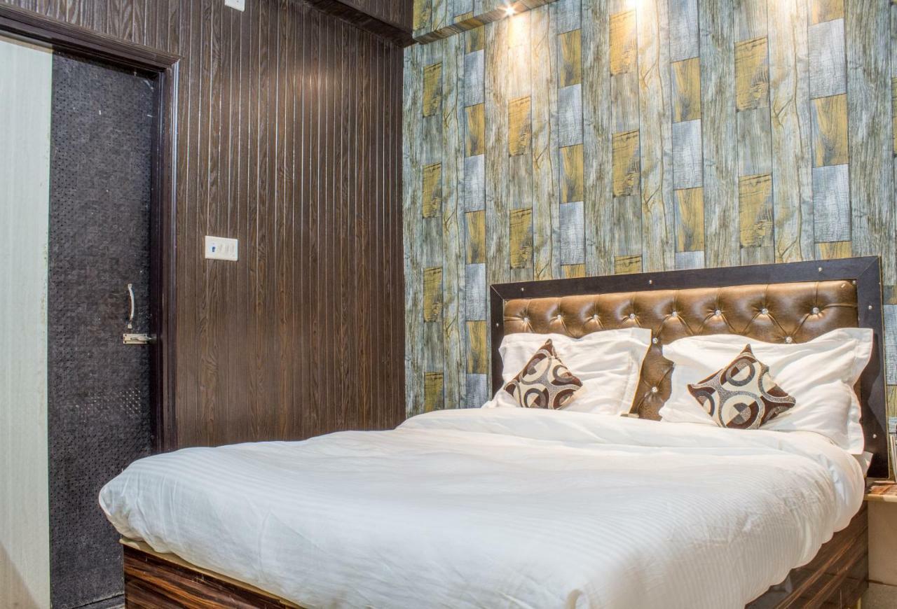 Hotel Varanasi Ganges Zewnętrze zdjęcie
