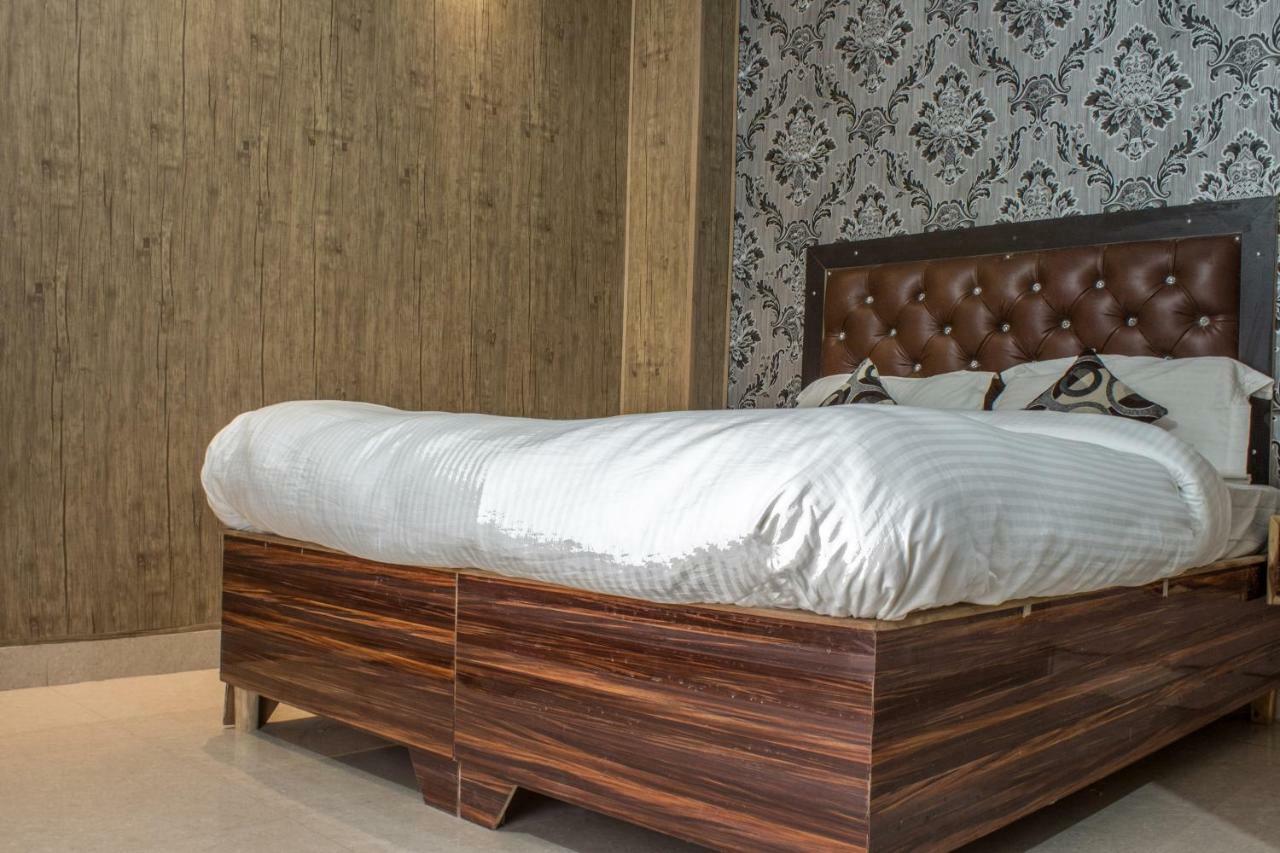 Hotel Varanasi Ganges Zewnętrze zdjęcie